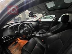 جاكوار XE